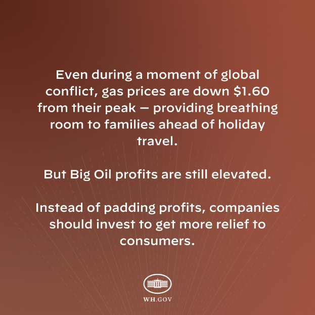 Ein brauner Hintergrund mit einer Aussage, die besagt, "Selbst in einer Phase globaler Konflikte sind die Gaspreise um $1,60 gesunken - verschaffend Atempause für Familien vor den Feiertagen."