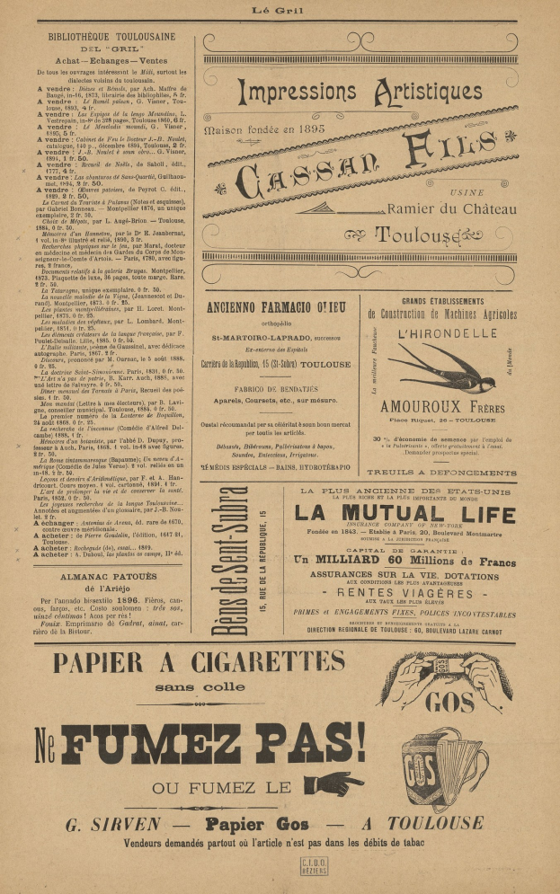 Alte Zeitung mit mehreren Anzeigen, Text und Bildern, die einen nostalgischen Eindruck erwecken.