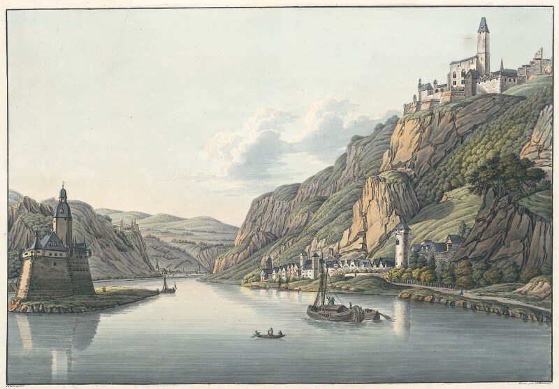 Bild eines Flusses mit Booten, umgeben von Hügeln, Bäumen, Gebäuden und einem bewölkten Himmel, mit dem Text "Schloss Karlsruhe in Deutschland" unten.