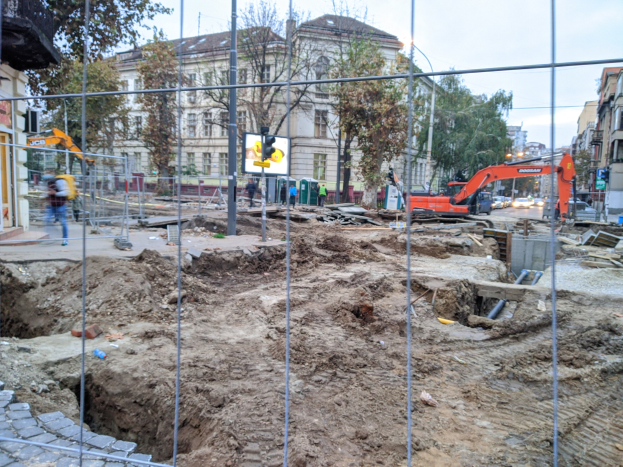 Diese Straße wird während des gesamten Urlaubs gesperrt