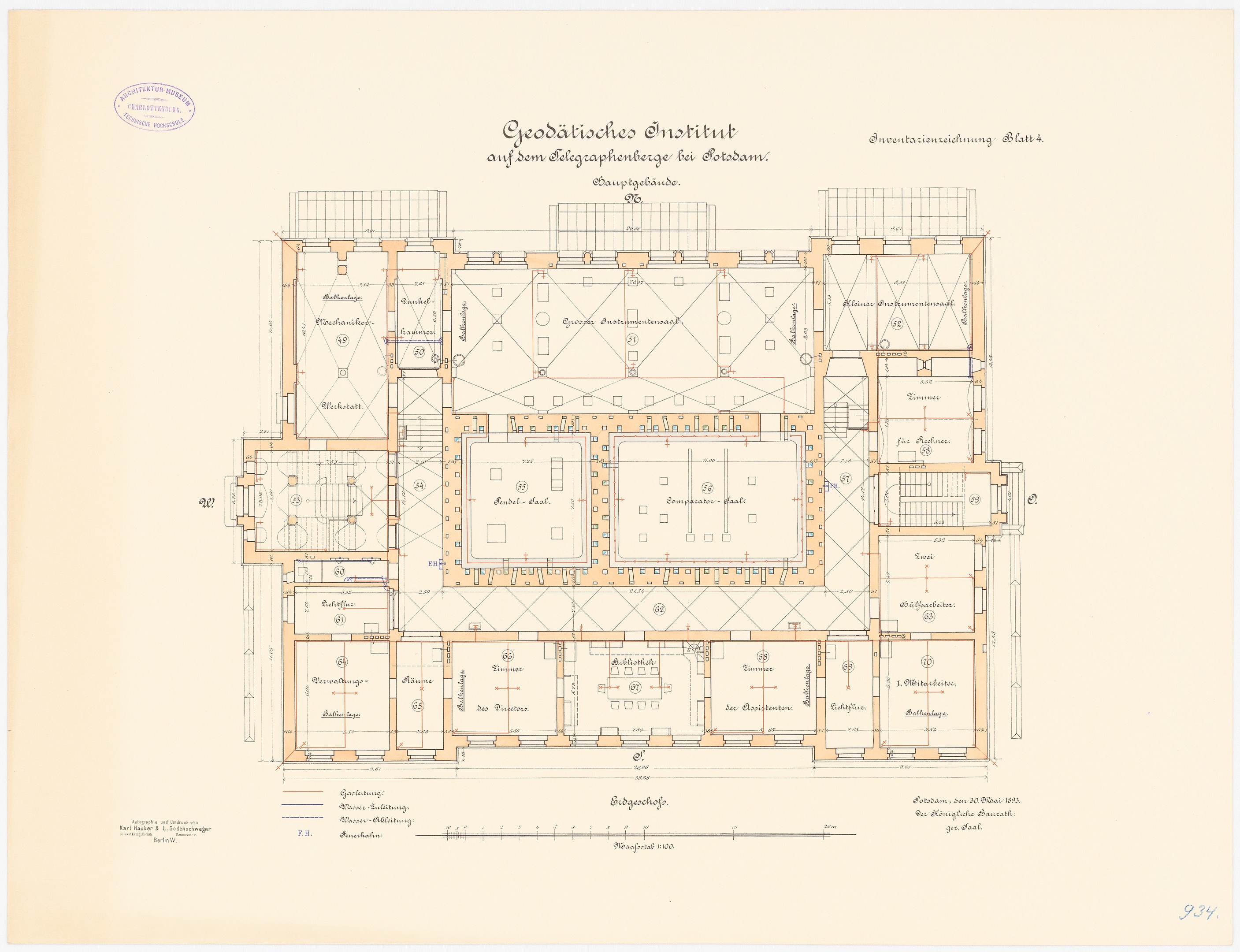 Black and white architectural floor plan of the ground floor of the Gedäbliche Schütte German school, showing detailed room layouts, hallways, windows, doors, and other features.