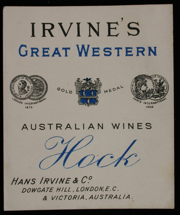 Plakat, das Irvines Great Western Australian Wines mit Firmenlogos und Textwerbung für verfügbare Weinarten ankündigt.